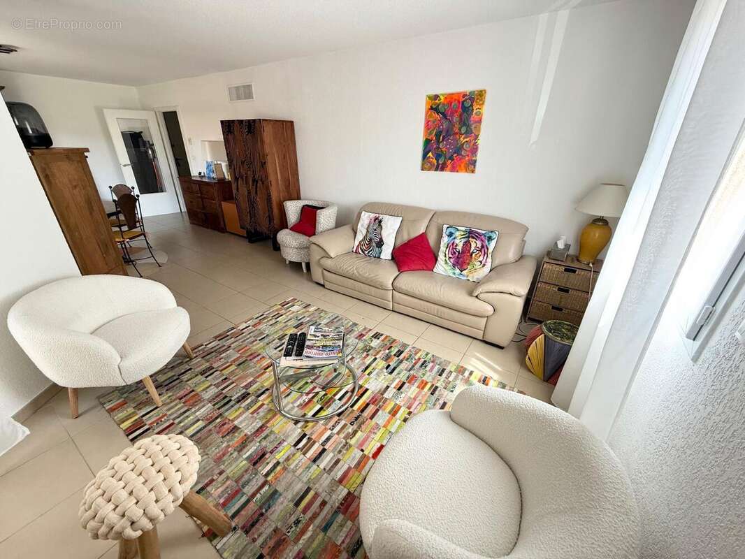 Photo 2 - Appartement à FREJUS