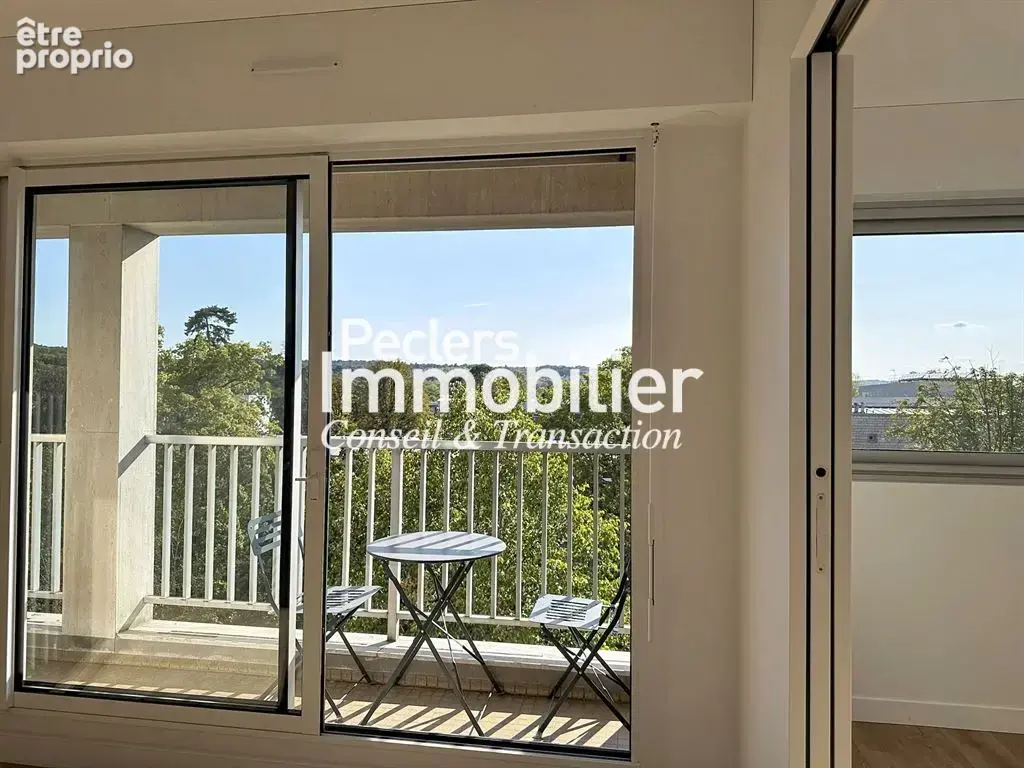 Appartement de 4 pp avec deux chambres en centre ville - photo 2