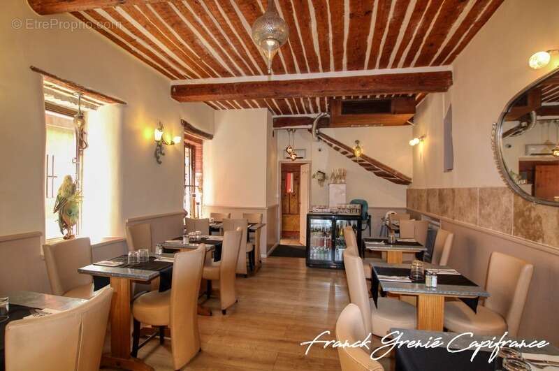 Commerce à SANARY-SUR-MER