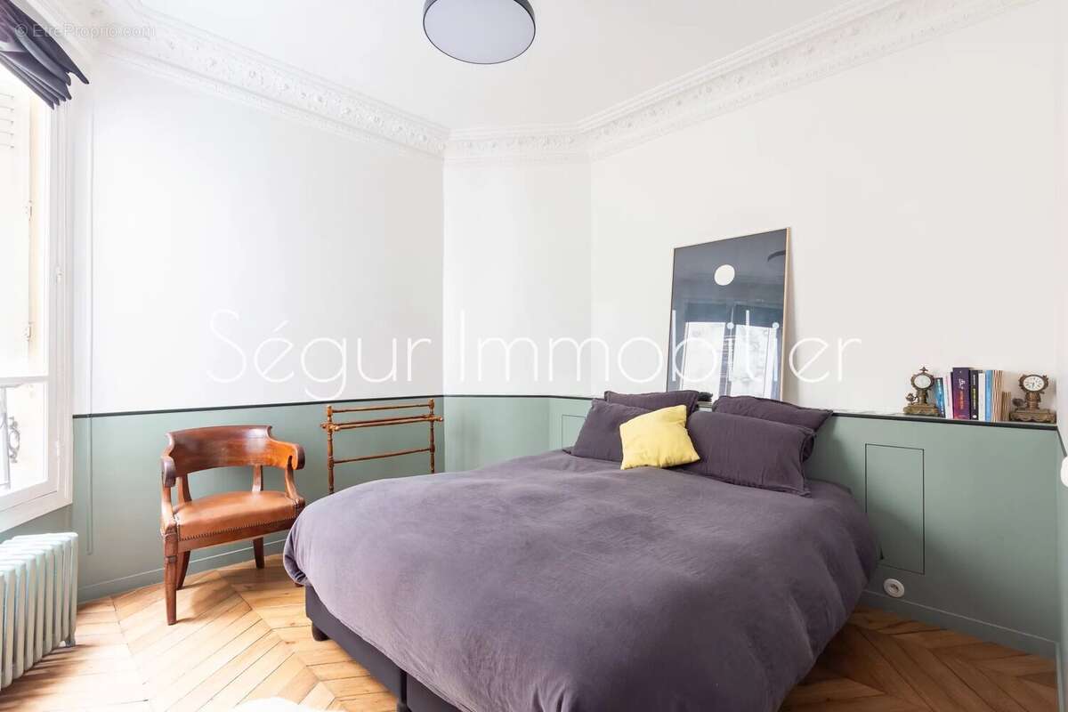 Appartement à PARIS-15E