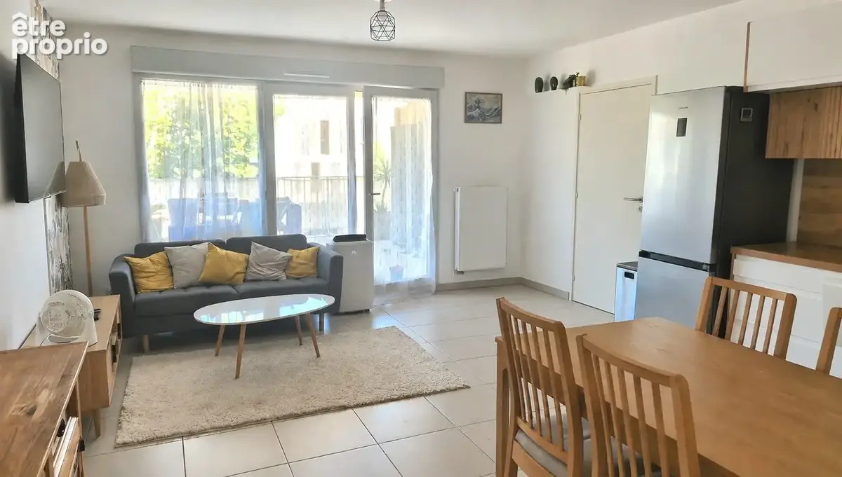 Pièce à vivre - Appartement à AUBAGNE