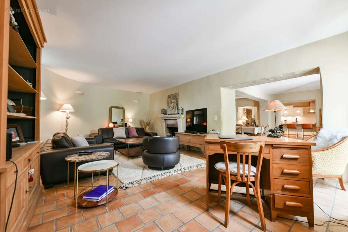 Maison à UZES