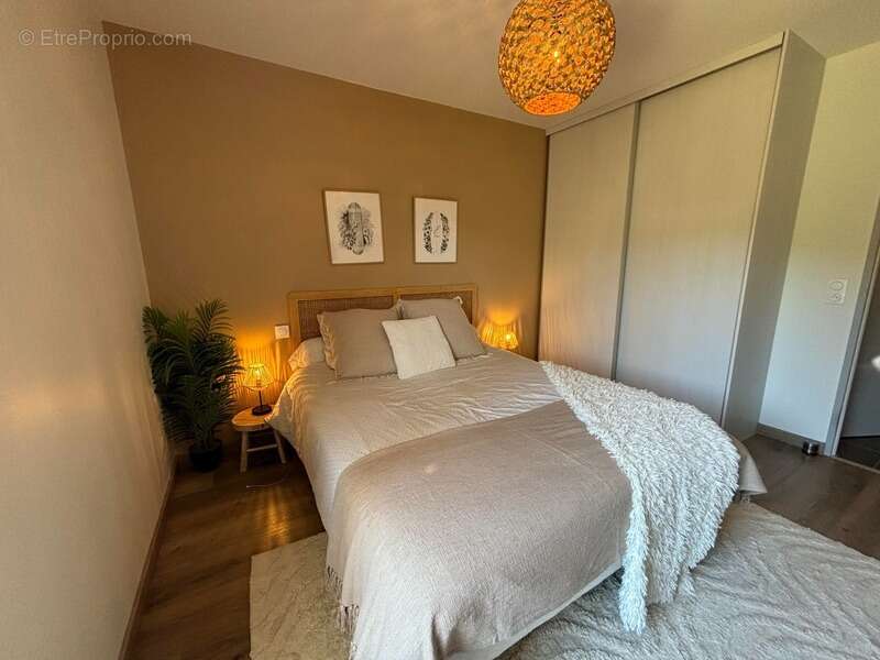 Appartement à ARTIGUELOUVE