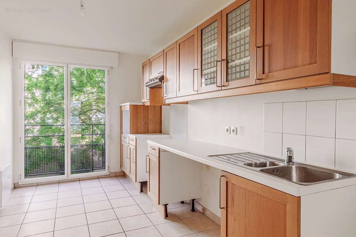 Appartement à PARIS-12E