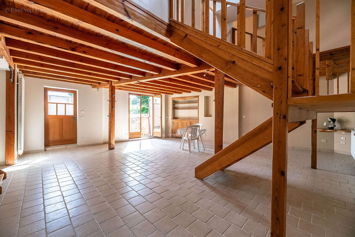 Pour le prix d'un appartement une Maison atypique - 140 m² - Emplacement premium proche hyper-centre - photo 5