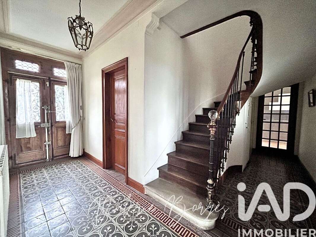Photo 2 - Maison à COULOMMIERS