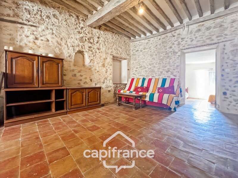 Maison à CAMPS-LA-SOURCE