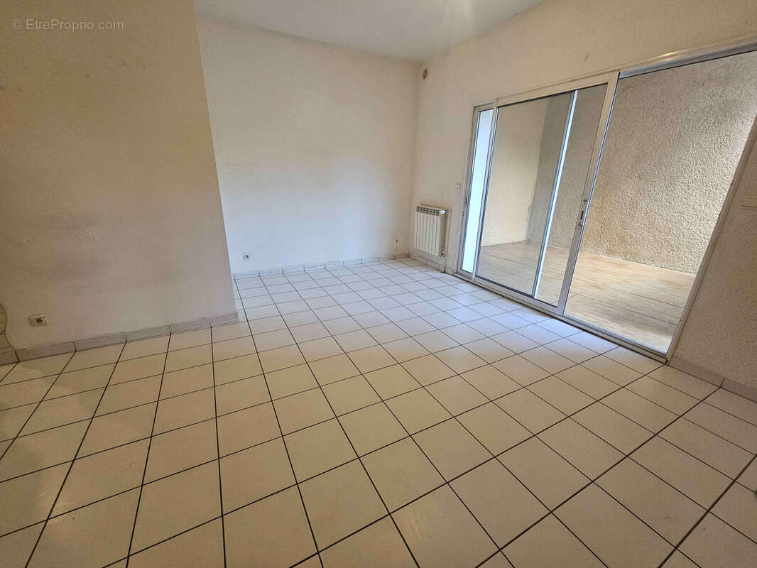 Appartement à MAUVES