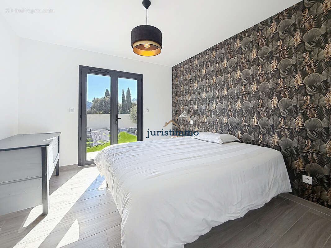 Maison à VAISON-LA-ROMAINE