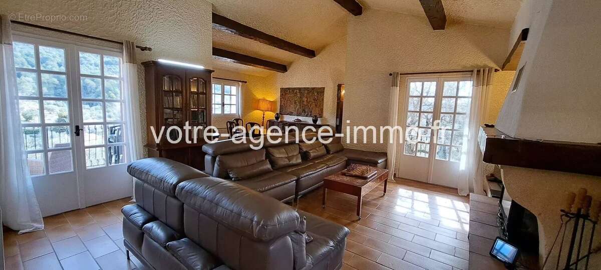 Maison à LEVENS