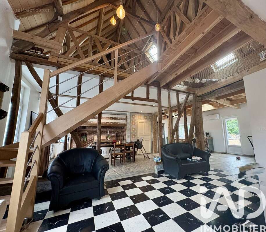 Maison 230 m² à Houvin-Houvigneul  - photo 8