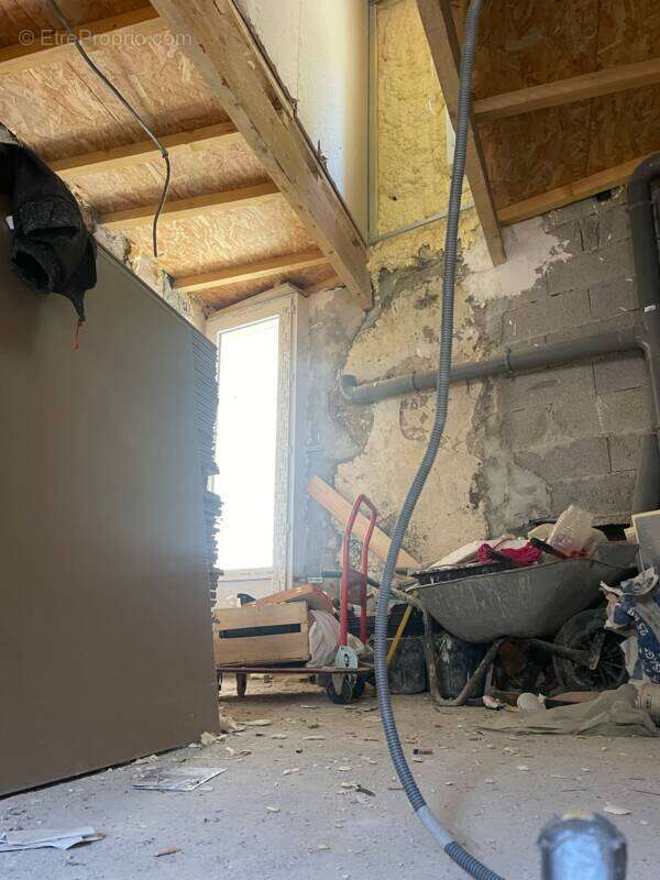 Maison de village 54 m2 à terminer, sise à 04290 Volonne - photo 5