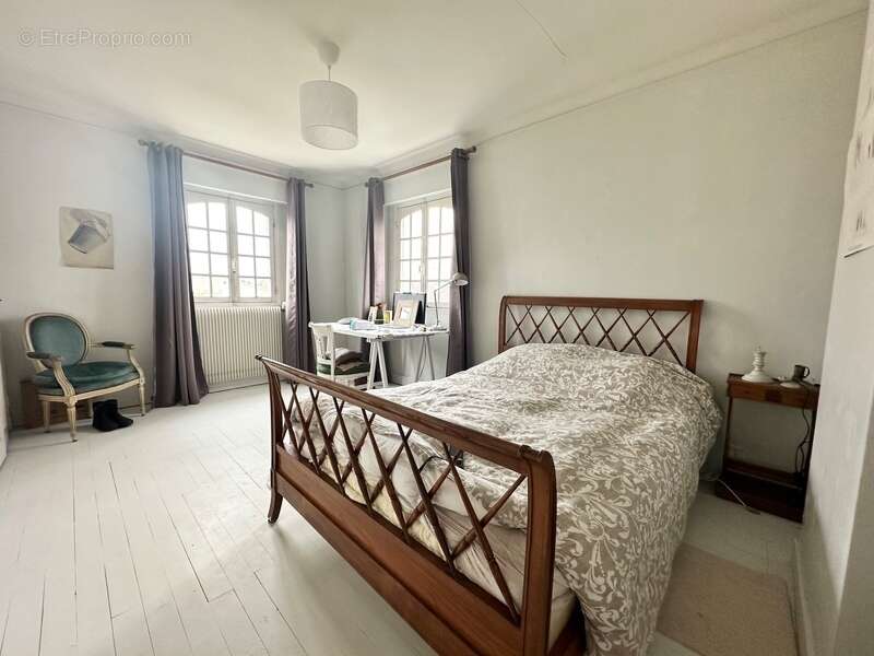 Maison à COLLEVILLE-MONTGOMERY