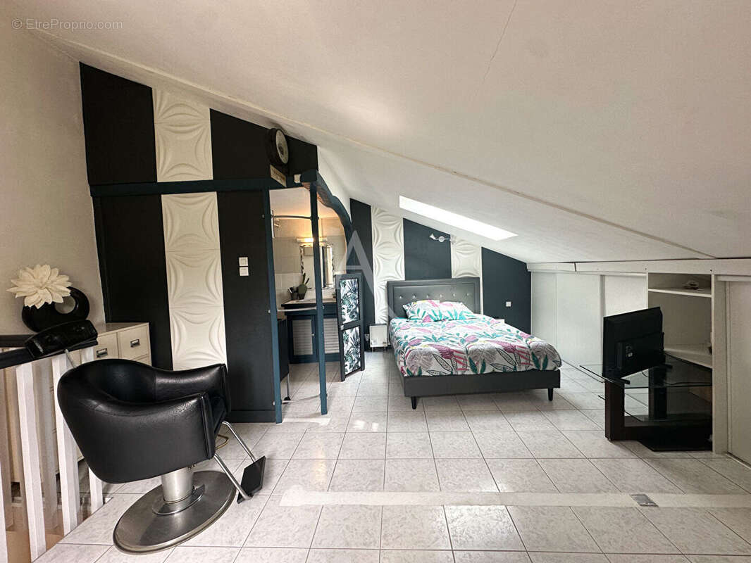 Maison semi-troglodytique de charme à Rochemenier (49700) - photo 5