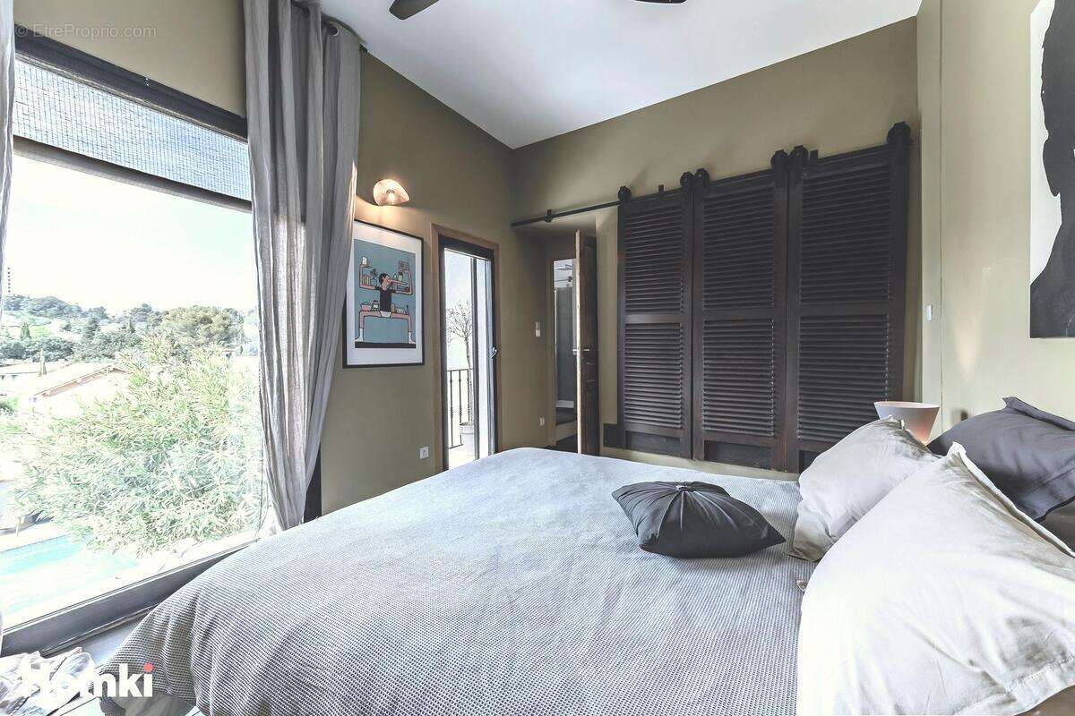 Maison à VILLENEUVE-LES-AVIGNON