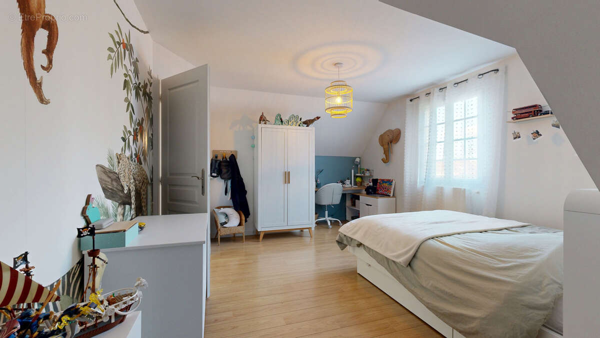 Maison à MONTFORT-L'AMAURY