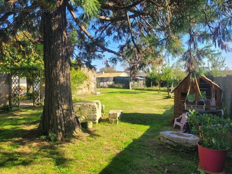 Maison à vendre 5 pièces LUSSANT (17) - photo 10