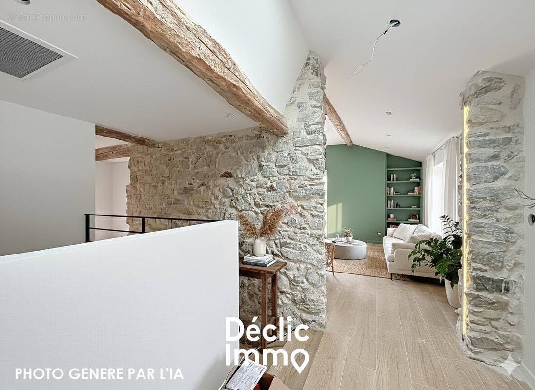 Appartement à PEGOMAS