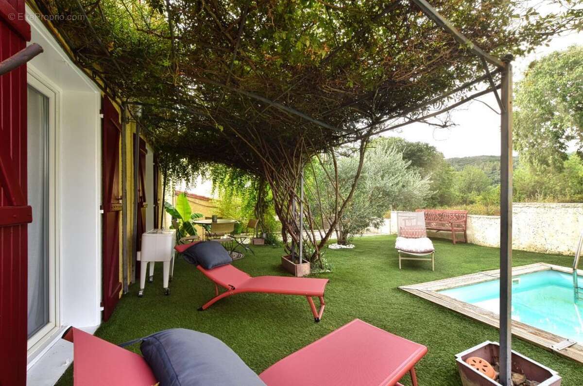 Villa familiale au cœur d'un environnement privilégié - photo 8