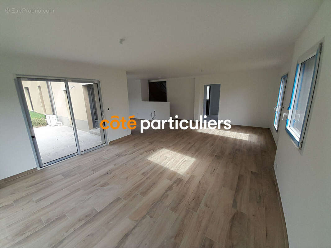 Maison à LE MINIHIC-SUR-RANCE