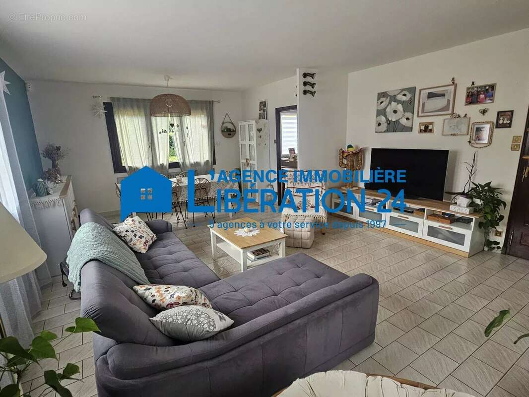 Villa Ste Marie 5 chambres et sous-sol - photo 6