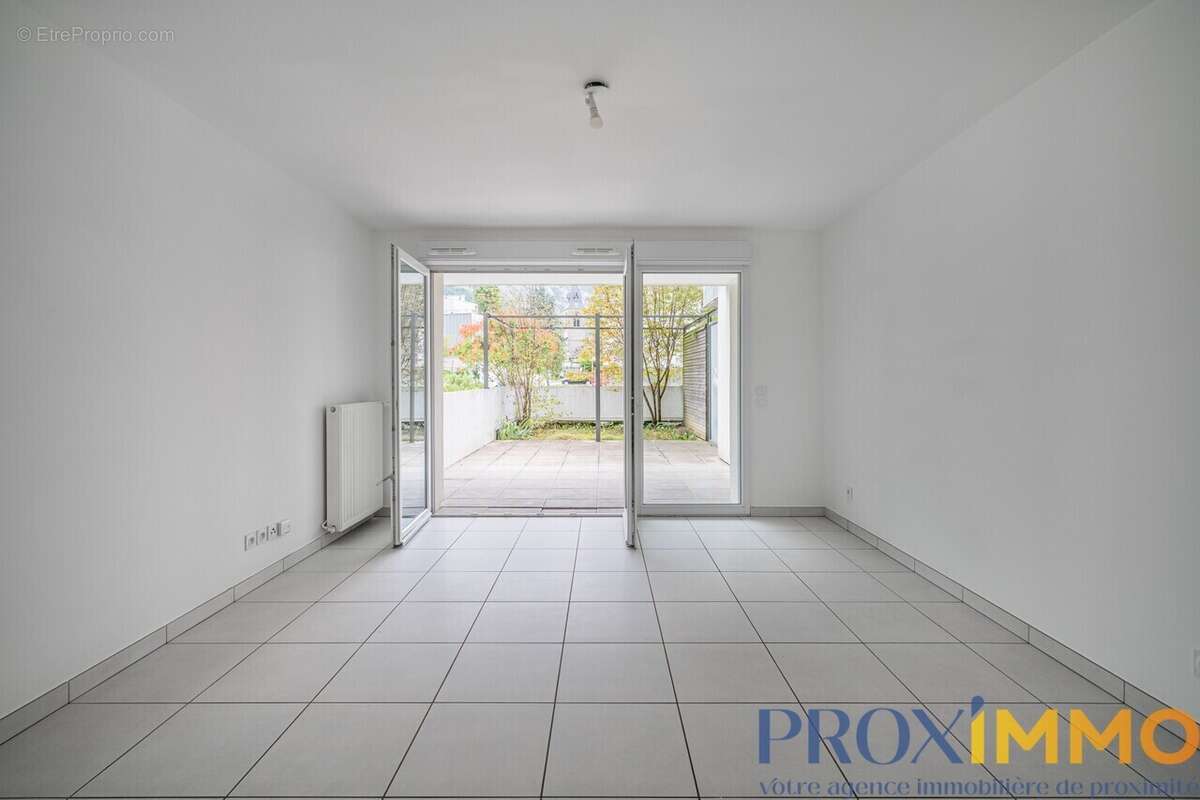 Appartement à SAINT-EGREVE