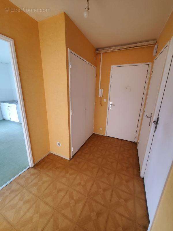 Appartement à REZE