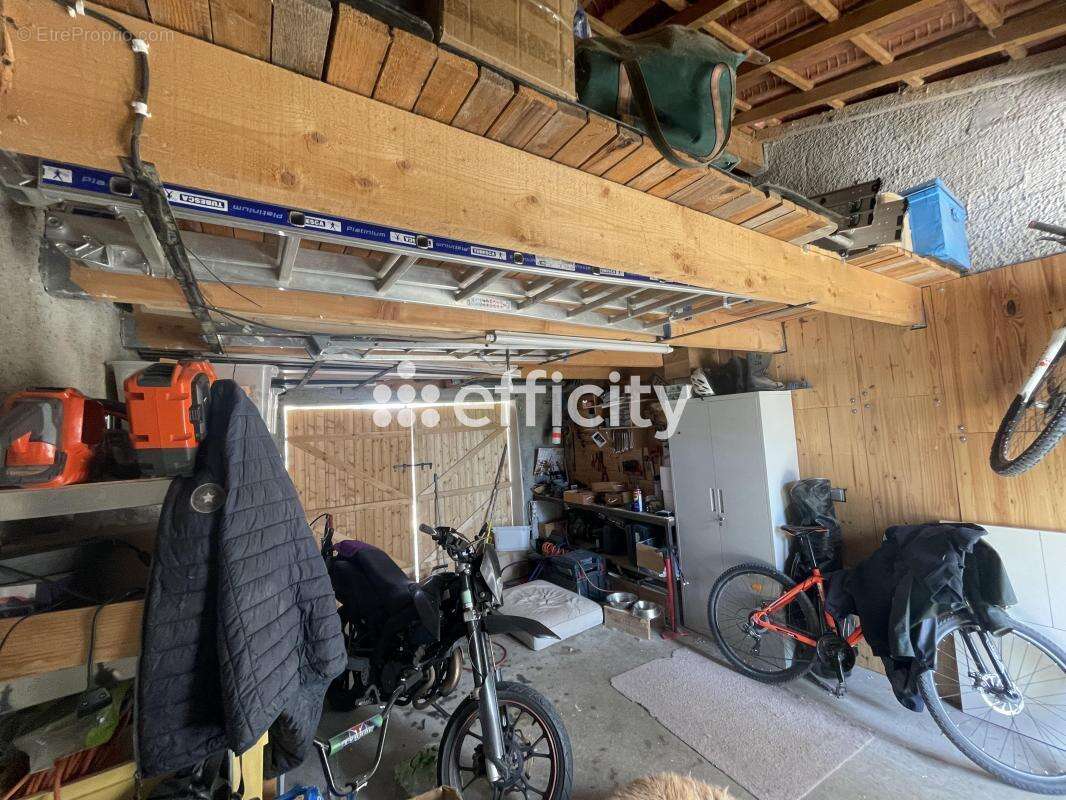 Maison 106 m² à Roussillon  - photo 19