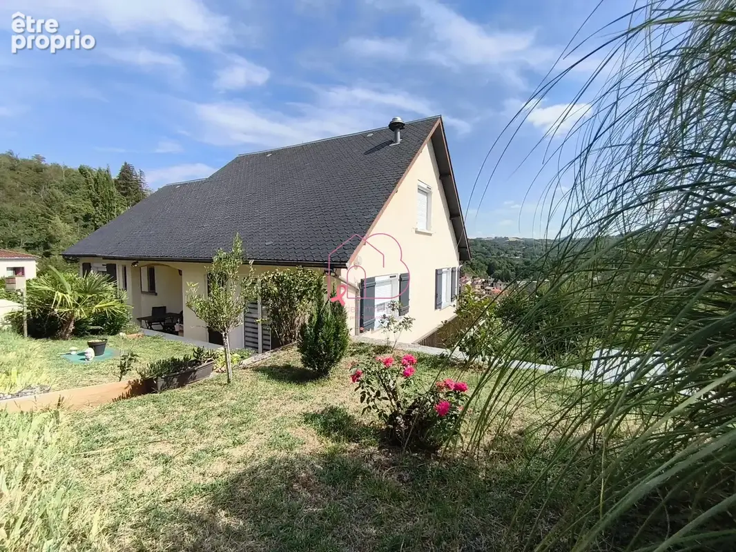 Photo Maison à Cransac au prix de 230 000€