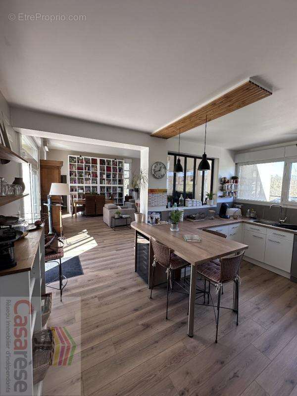 Maison à VALROUFIE