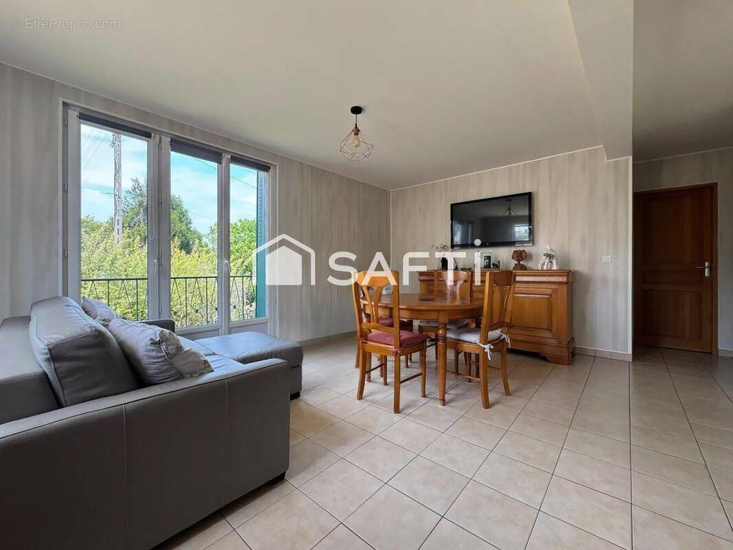 Maison 128 m² à Mantes-La-Ville  - photo 4