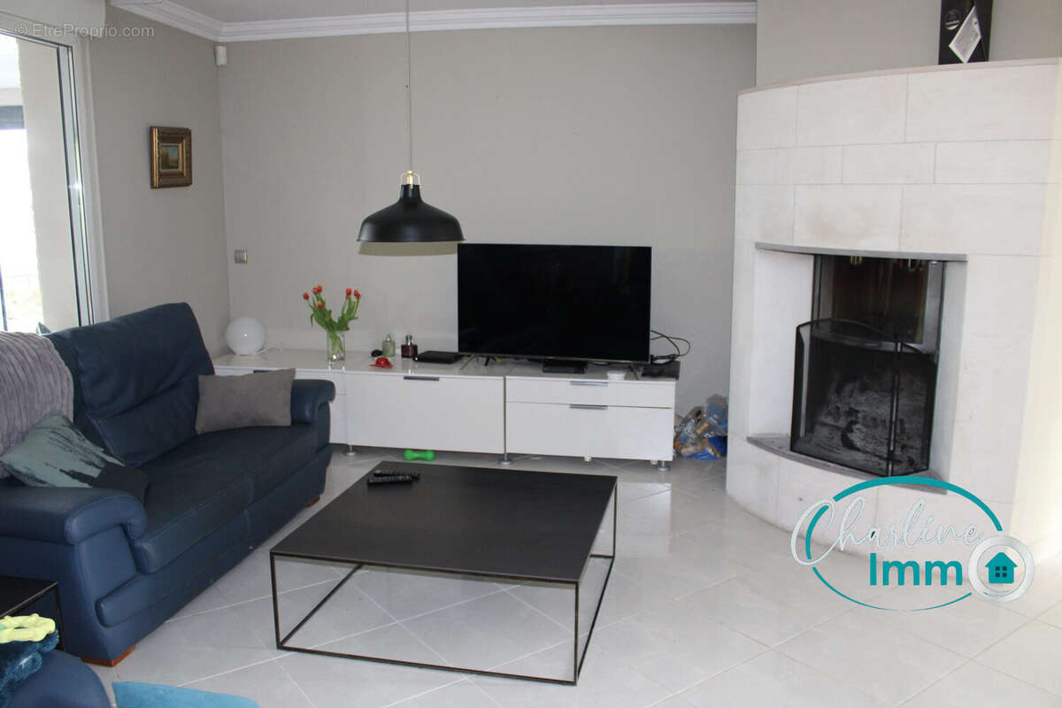 Maison à LONGPRE-LES-CORPS-SAINTS