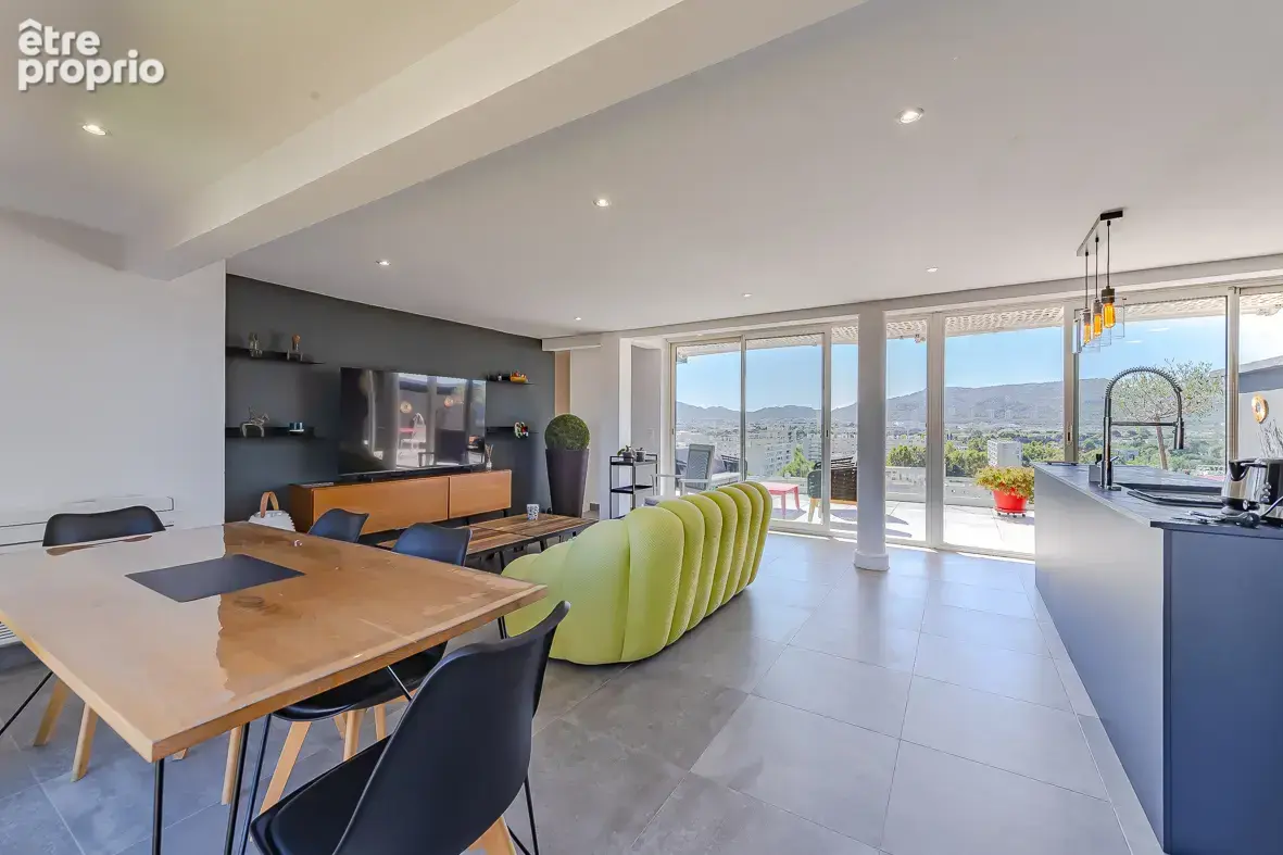 13008 Marseille -Prado- DUPLEX vue mer avec 55m2 de terrasses et cave - photo 5