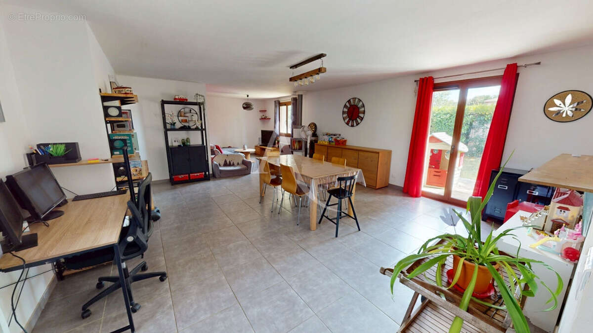 Maison Aussonne 4 pièces, de 95m² de plain pied sur 600 m² de terrain. - photo 3