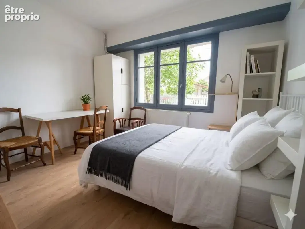 Rare ! Grande maison familiale de 6 chambres au calme à deux pas du centre ville - photo 8