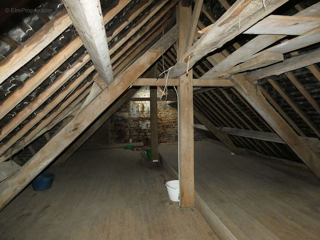 Maison à LE MESNIL-GILBERT