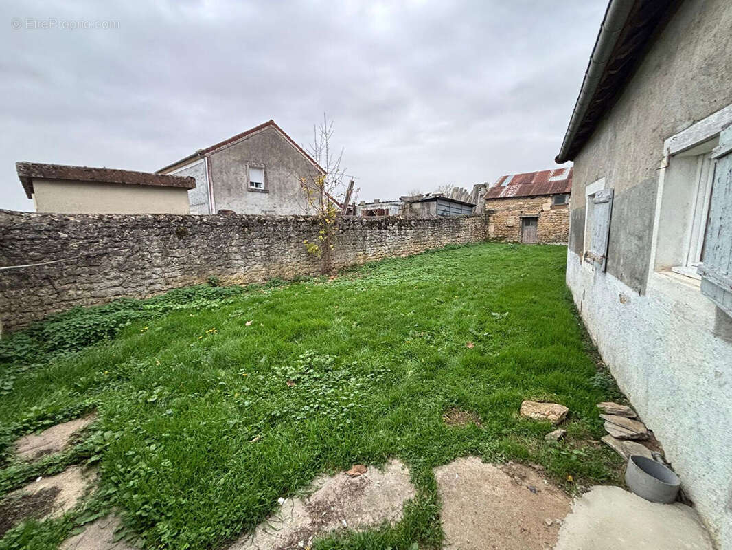 Maison à SERMOISE-SUR-LOIRE