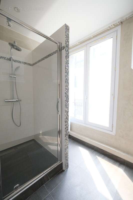 Appartement à FONTENAY-SOUS-BOIS