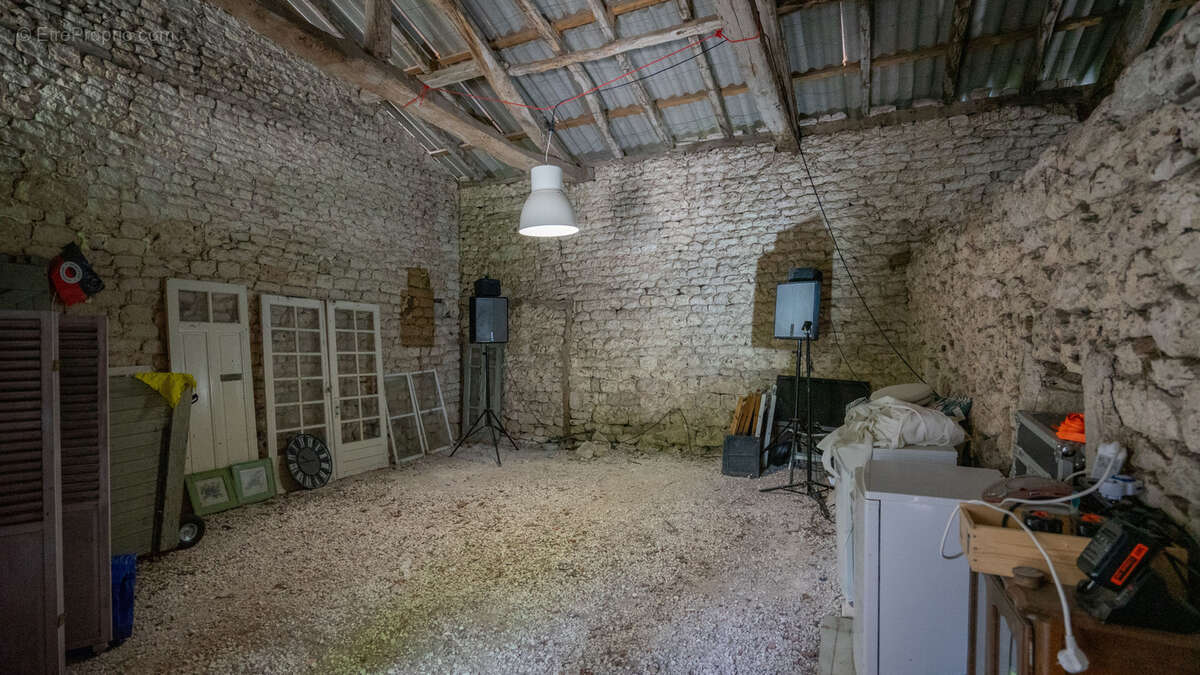 Maison à BAGAT-EN-QUERCY