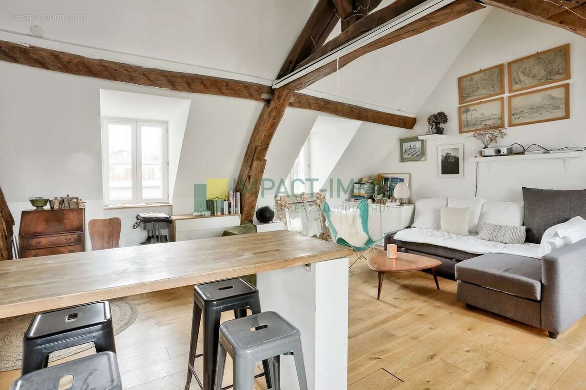 Appartement à PARIS-2E