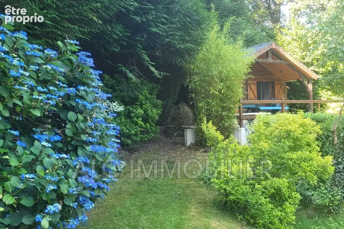 Terrain 2405 m² à Le Ribay  - photo 3