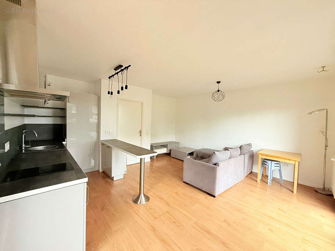 Appartement à MOISSY-CRAMAYEL