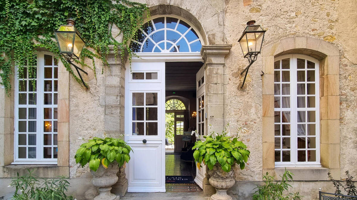 porte principale - Maison à MIREPOIX