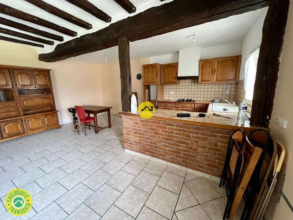 Maison à SURY-PRES-LERE