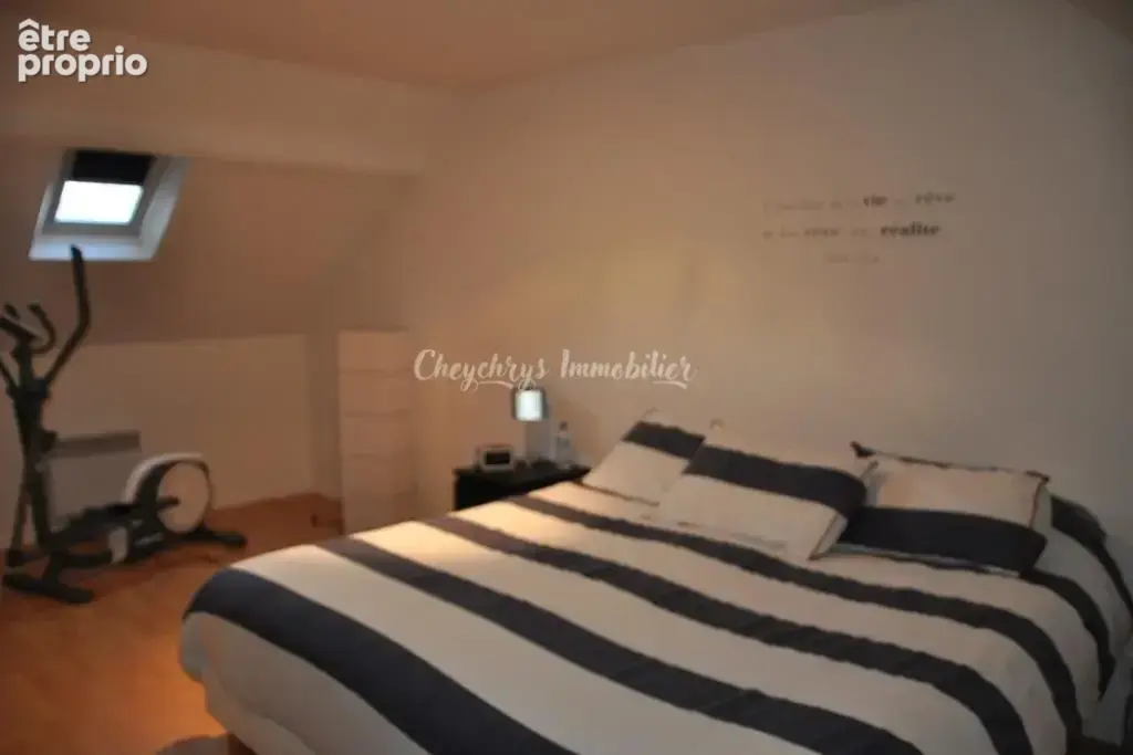 Maison familiale avec jardin et garage - photo 9