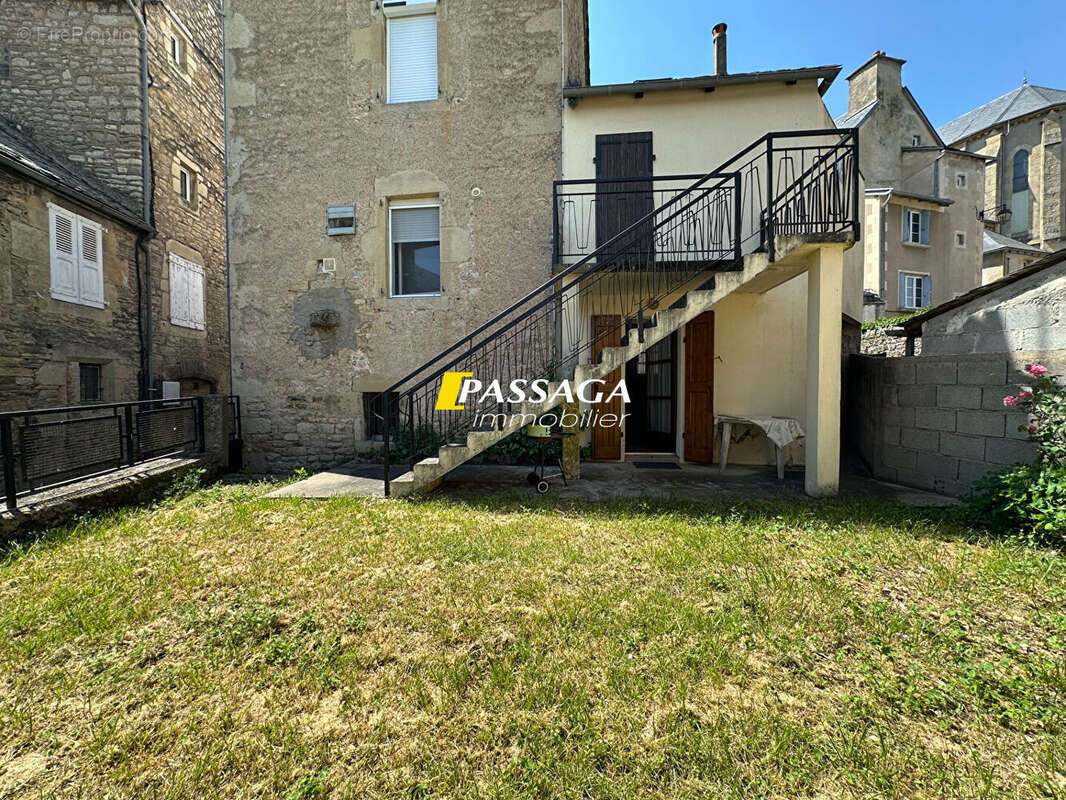 Maison à LAISSAC