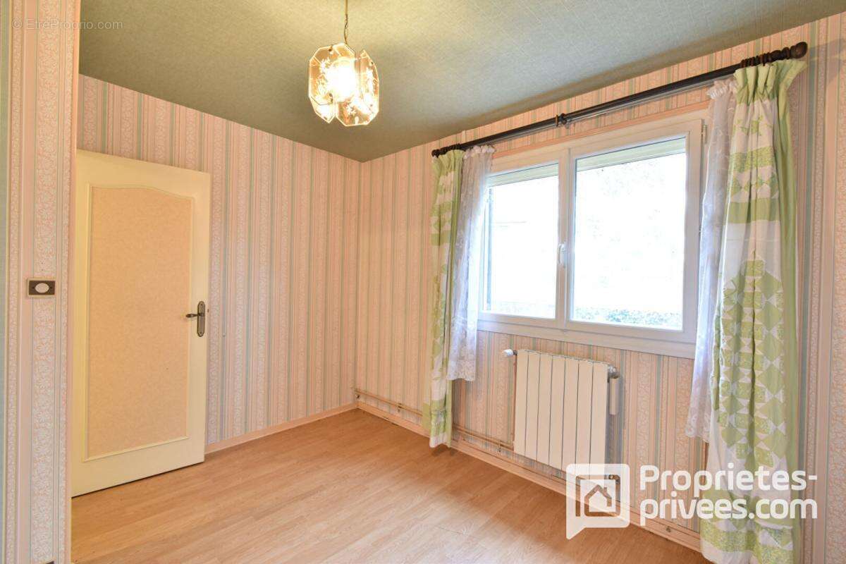 Maison à MEHUN-SUR-YEVRE