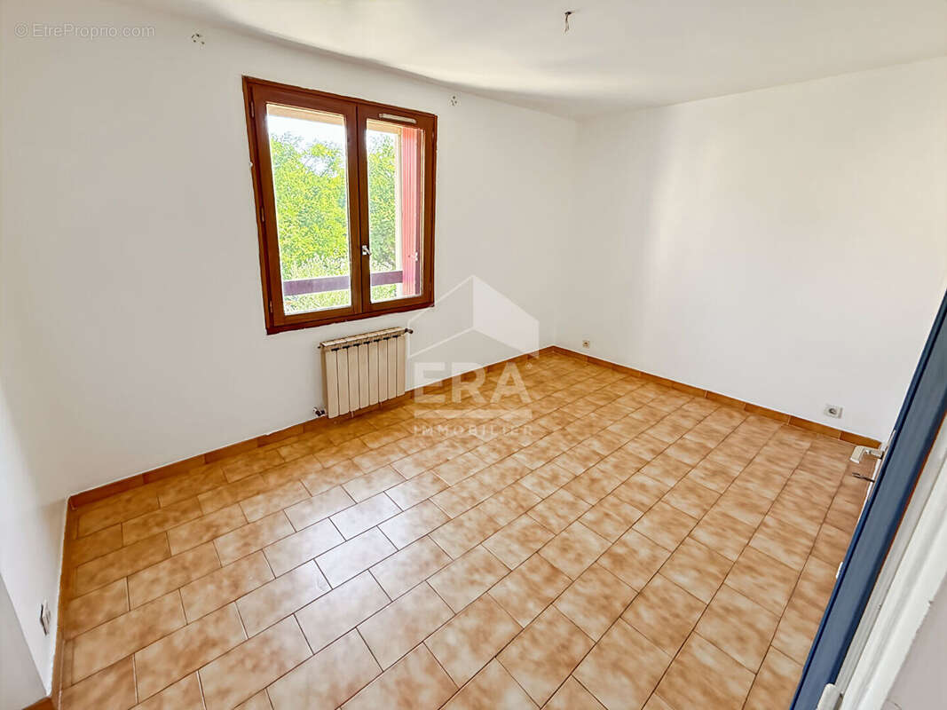 Appartement à SEPTEMES-LES-VALLONS