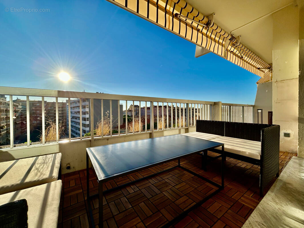 Appartement à MENTON