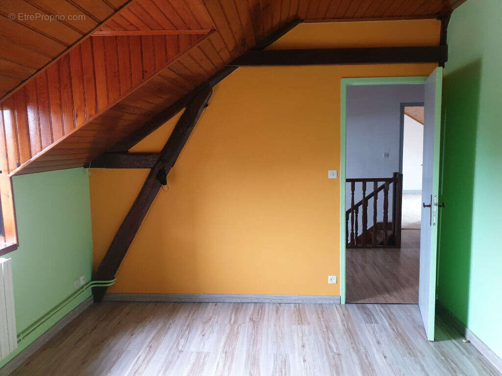Maison à FOURCHAMBAULT